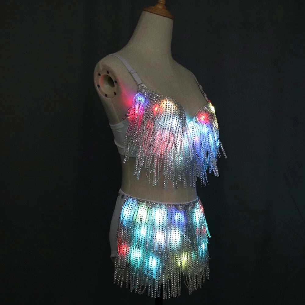 LED Glowing Bra and Shorts Set - Fashion Luminous Ravewear for Women - Reflective Tasseled Belly Dancer Miniskirt Set